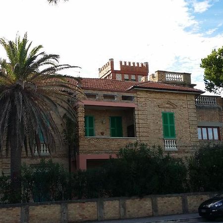 Appartamento Esmeralda Tortoreto Екстер'єр фото