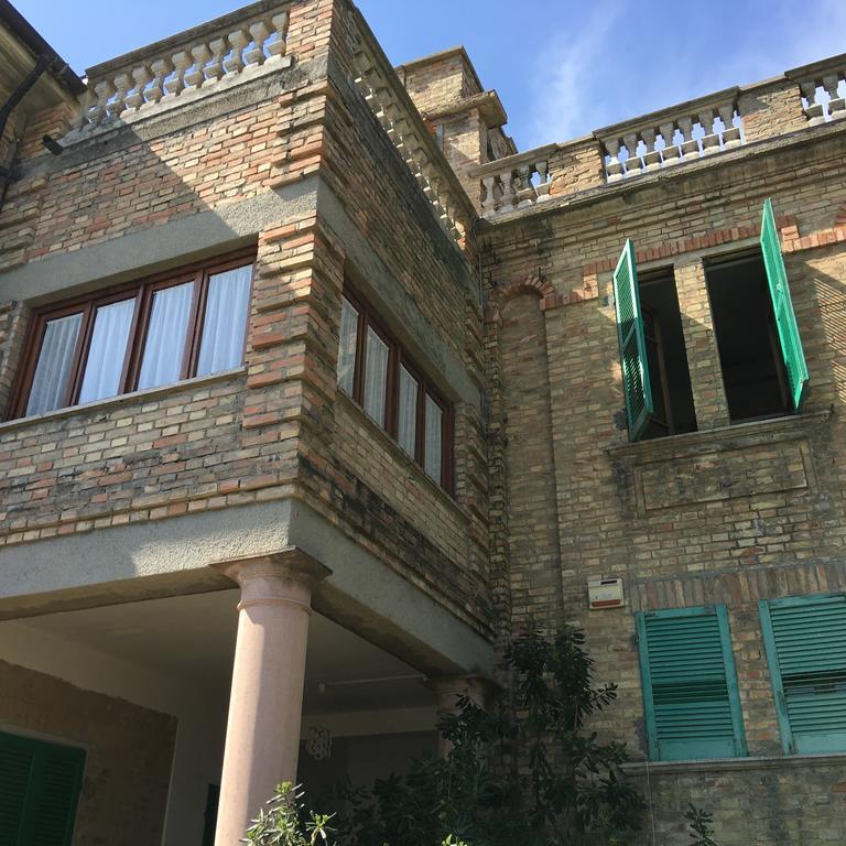 Appartamento Esmeralda Tortoreto Екстер'єр фото